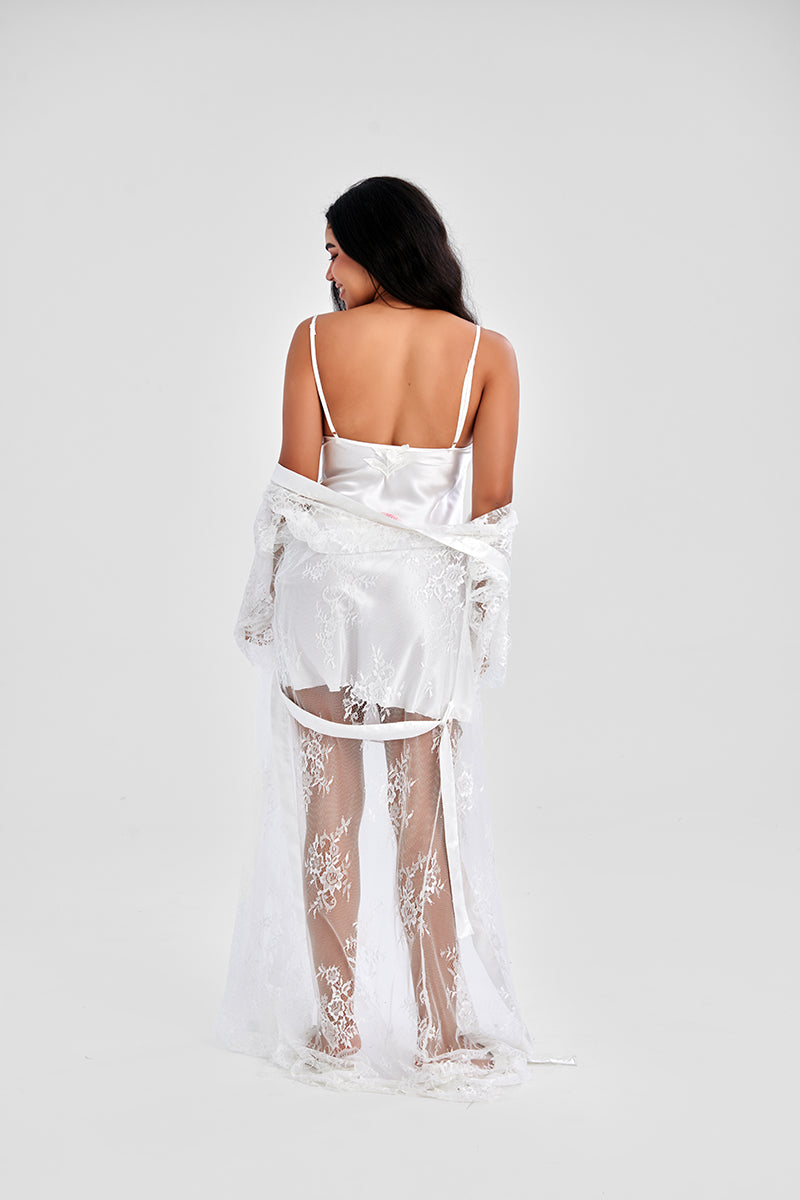 NIGHT & ROBE