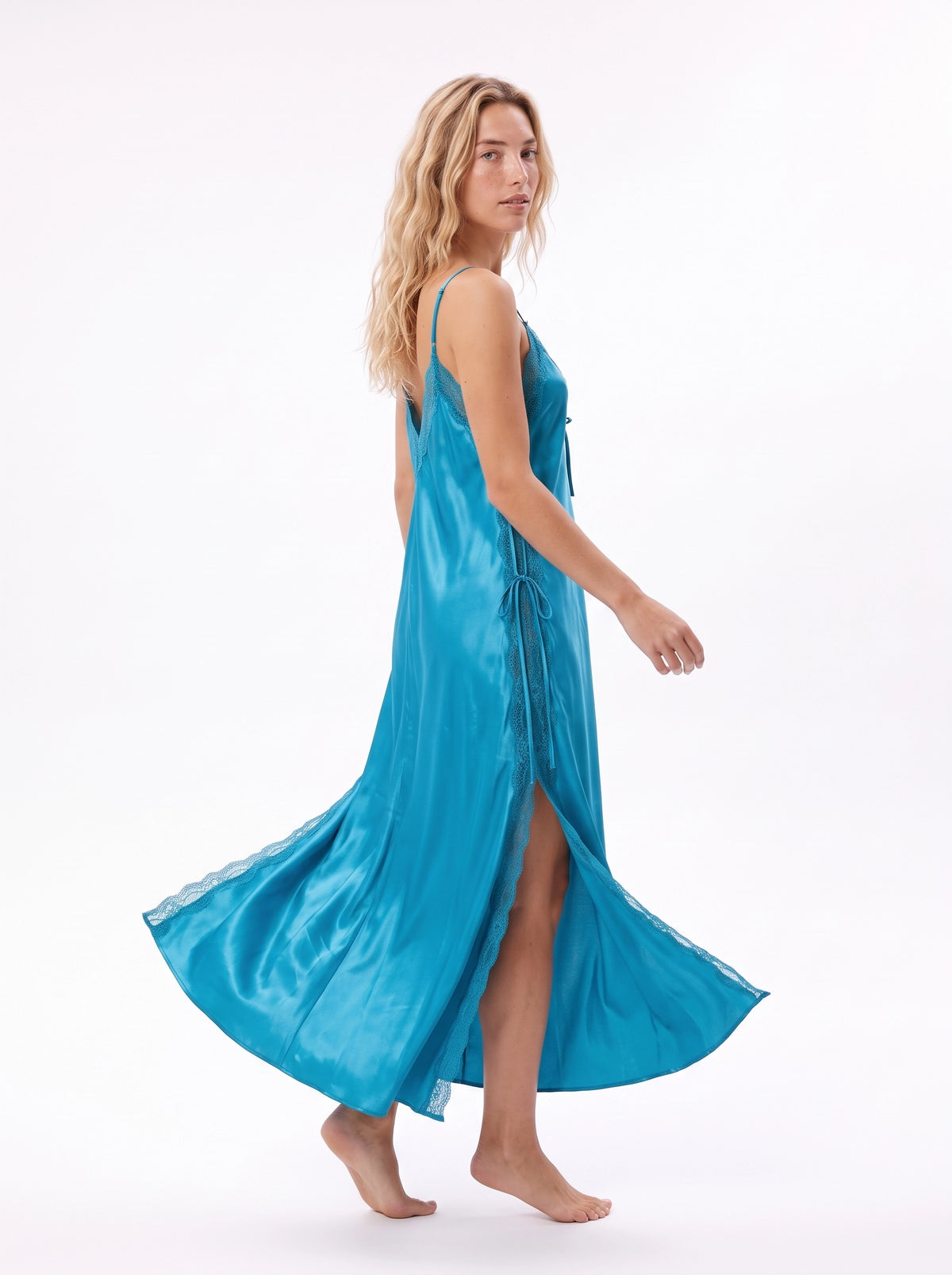 BOLD SATIN